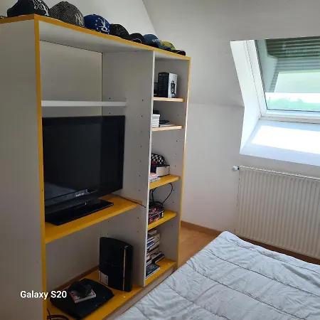 Chez Charly Et Jo Homestay szállás La Suze-sur-Sarthe
